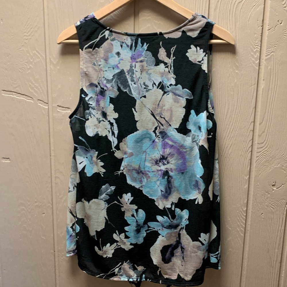 Simply Vera Wang Top - Picture 9 of 10
